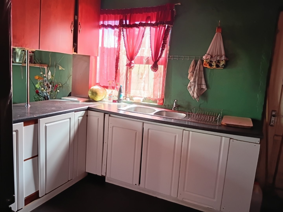 3 Bedroom Property for Sale in Electric City Western Cape